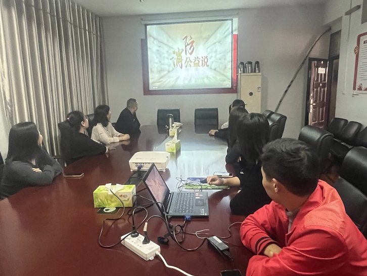 開(kāi)展消防安全宣傳 提高自防自救能力 ——公司工會(huì)組織職工開(kāi)展消防安全月活動(dòng)